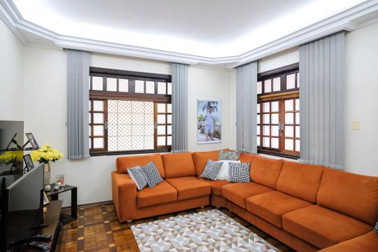 Casa à venda com 3 quartos, 304m² em Santa Maria, São Caetano do Sul