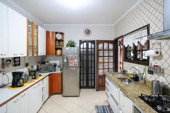 Cozinha de casa à venda com 3 quartos, 304m² em Santa Maria, São Caetano do Sul