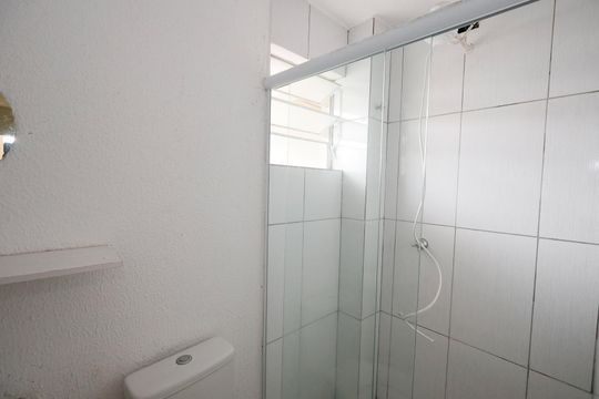 Banheiro de apartamento para alugar com 1 quarto, 34m² em Vila Gustavo, São Paulo