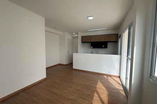 Sala de apartamento à venda com 1 quarto, 48m² em Alphaville Empresarial, Barueri