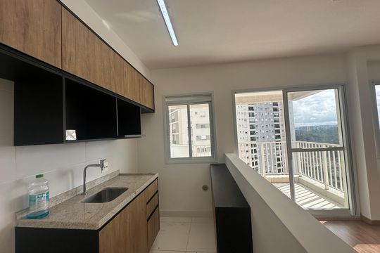 Cozinha de apartamento para alugar com 1 quarto, 48m² em Alphaville Empresarial, Barueri