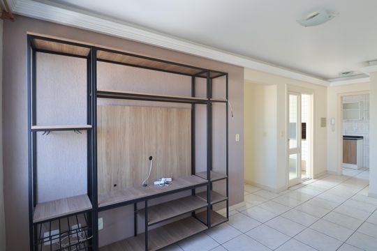 Sala de apartamento à venda com 2 quartos, 117m² em Centro, Canoas