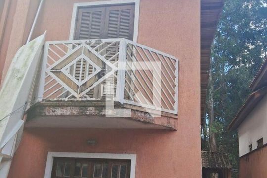 Casa à venda com 3 quartos, 240m² em Paraíso do Morumbi, São Paulo