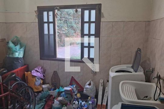 Casa à venda com 3 quartos, 240m² em Paraíso do Morumbi, São Paulo