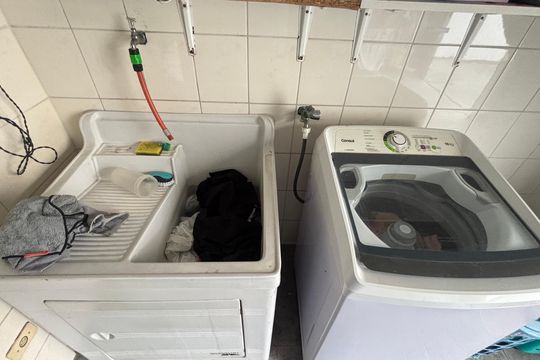 Garagem - Area de Serviço de casa à venda com 3 quartos, 250m² em Parque das Nações, Santo André