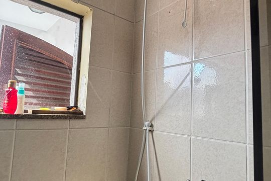 Banheiro de casa à venda com 3 quartos, 250m² em Parque das Nações, Santo André