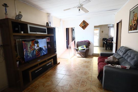 Sala 1 de casa à venda com 4 quartos, 400m² em Pestana, Osasco