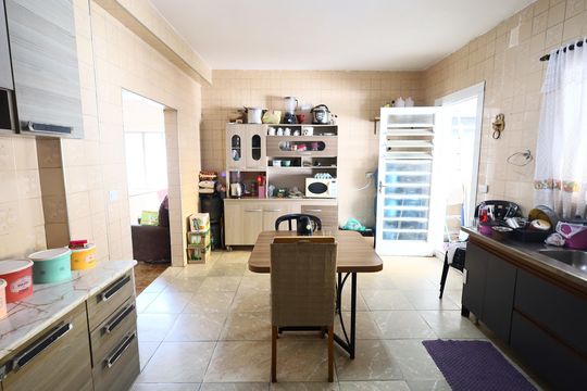 Cozinha 1 de casa à venda com 4 quartos, 400m² em Pestana, Osasco