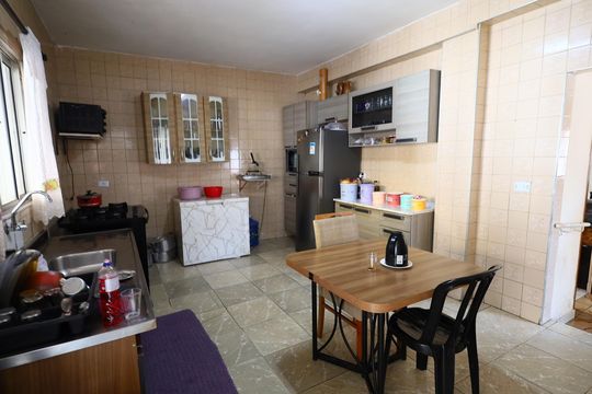 Cozinha 1 de casa à venda com 4 quartos, 400m² em Pestana, Osasco