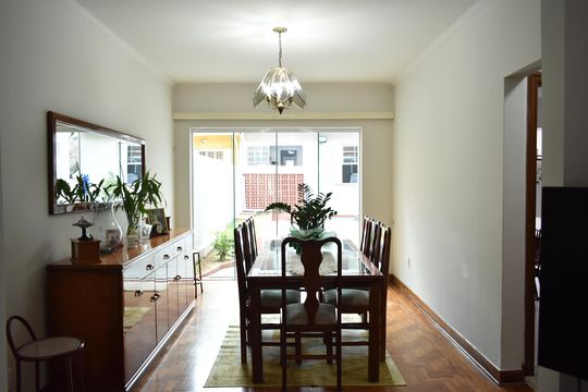 Sala de casa à venda com 4 quartos, 180m² em Vila Clementino, São Paulo