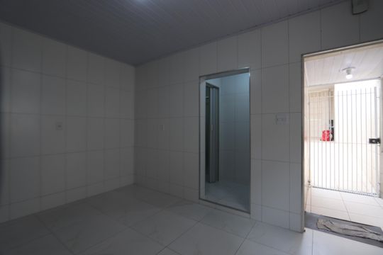 Cozinha de casa para alugar com 1 quarto, 55m² em Vila Alpina, São Paulo