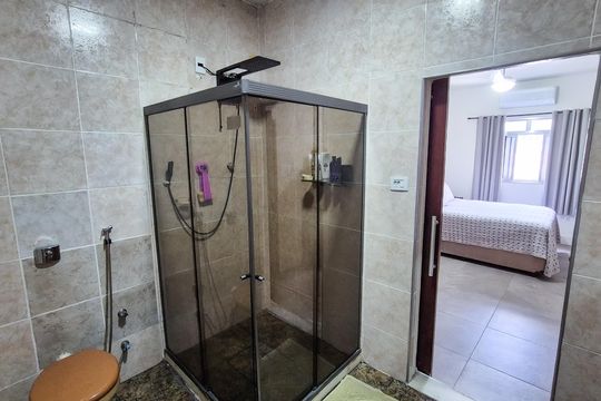 Banheiro  - Quarto 1 - Suíte  de casa à venda com 4 quartos, 420m² em Vista Alegre, Rio de Janeiro