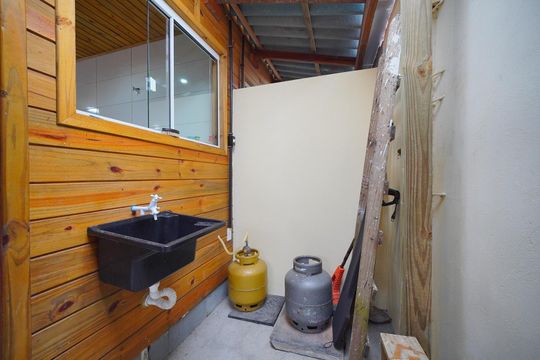 Área de Serviço de casa para alugar com 2 quartos, 60m² em São João do Rio Vermelho, Florianópolis