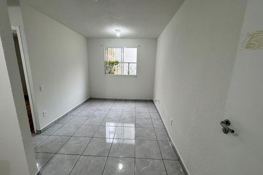 Sala de apartamento para alugar com 1 quarto, 30m² em Jardim Petrópolis, Cotia