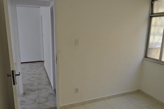 Quarto 2 de apartamento para alugar com 2 quartos, 46m² em Lins de Vasconcelos, Rio de Janeiro
