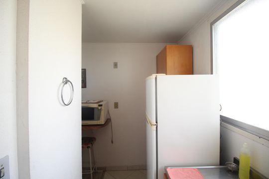 Cozinha de apartamento para alugar com 1 quarto, 40m² em Centro Histórico, Porto Alegre