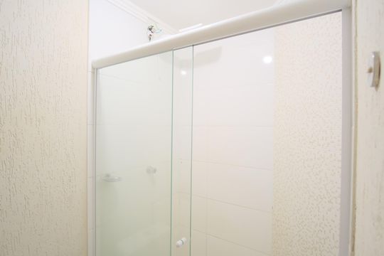 Banheiro de apartamento para alugar com 1 quarto, 27m² em Chácara Santo Antônio (zona Leste), São Paulo