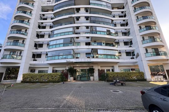 Fachada de apartamento à venda com 3 quartos, 88m² em Recreio dos Bandeirantes, Rio de Janeiro