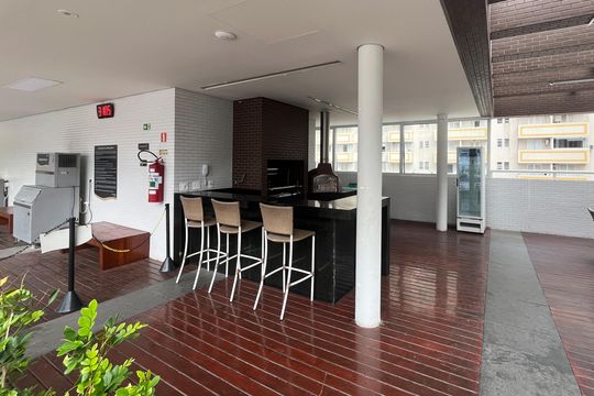 Área comum de apartamento para alugar com 1 quarto, 45m² em Pompéia, Santos