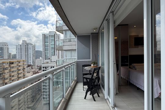Varanda   de apartamento para alugar com 1 quarto, 45m² em Pompéia, Santos