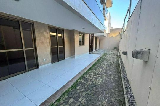 Apartamento à venda com 4 quartos, 260m² em Piratininga, Niterói