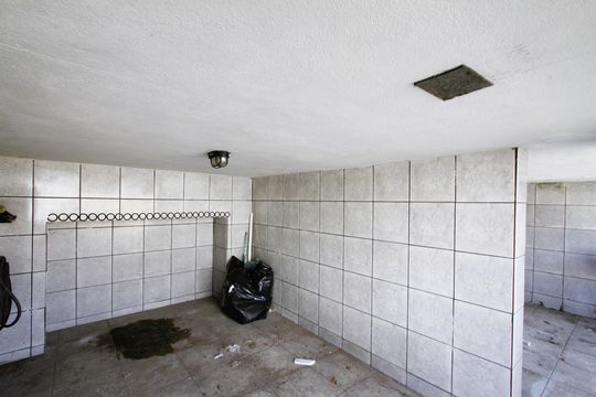Garagem 1 de casa à venda com 5 quartos, 250m² em Alto dos Pinheiros, Belo Horizonte