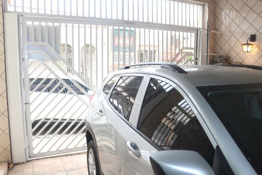 Garagem de casa à venda com 3 quartos, 160m² em Nova Gerti, São Caetano do Sul