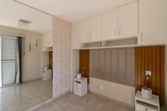 Quarto 1 de apartamento para alugar com 2 quartos, 50m² em Vila Galvão, Guarulhos
