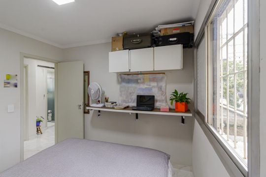 Quarto 2 de apartamento à venda com 3 quartos, 70m² em Indianópolis, São Paulo