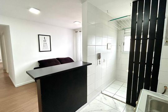Cozinha de apartamento para alugar com 2 quartos, 44m² em Jardim Las Vegas, Guarulhos