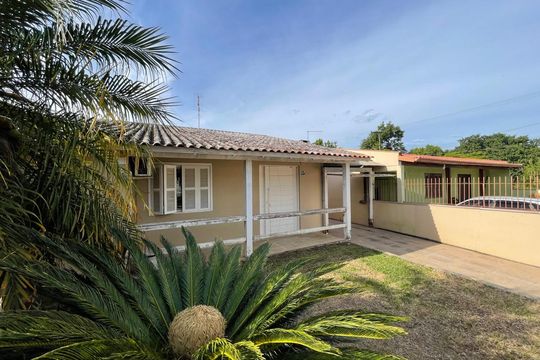 Fachada da Casa de casa à venda com 3 quartos, 138m² em Liberdade, Novo Hamburgo