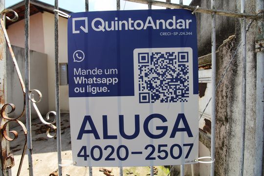 Placa de casa para alugar com 2 quartos, 80m² em Bosque dos Eucaliptos, São José dos Campos