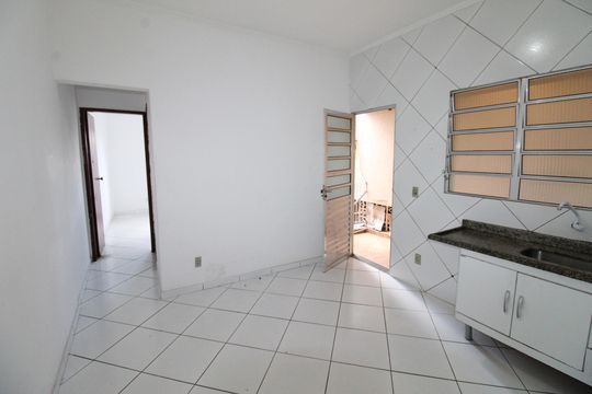Cozinha de casa para alugar com 2 quartos, 80m² em Bosque dos Eucaliptos, São José dos Campos