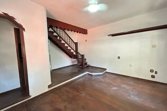 Sala de casa de condomínio para alugar com 3 quartos, 239m² em Vila Valqueire, Rio de Janeiro