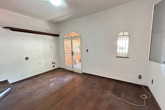 Sala de casa de condomínio para alugar com 3 quartos, 239m² em Vila Valqueire, Rio de Janeiro