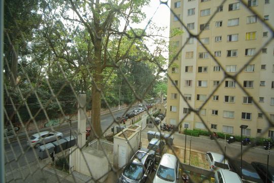 Quarto 2 - Vista  de apartamento para alugar com 2 quartos, 48m² em Jardim São Savério, São Paulo