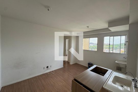 Apartamento para alugar com 2 quartos, 38m² em Santa Maria, Osasco