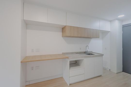 Cozinha de kitnet/studio à venda com 1 quarto, 28m² em Sumaré, São Paulo