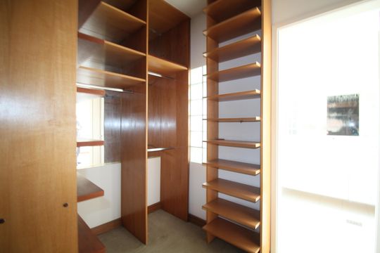 Apartamento para alugar com 3 quartos, 260m² em Real Parque, São Paulo