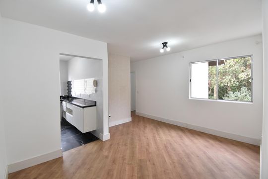 Apartamento para alugar com 2 quartos, 47m² em Santa Cândida, Curitiba