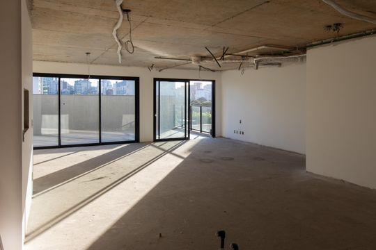 Apartamento à venda com 2 quartos, 128m² em Moinhos de Vento, Porto Alegre