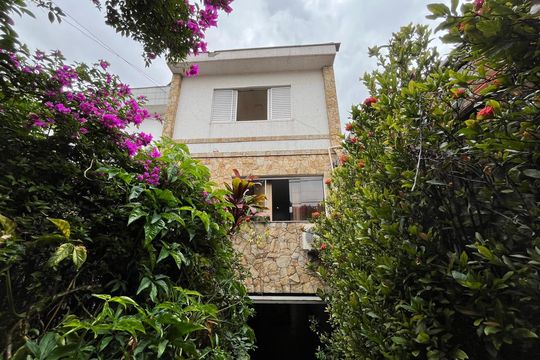 Casa para alugar com 5 quartos, 400m² em Vila da Saúde, São Paulo