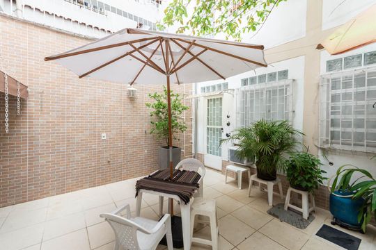 Área comum de kitnet/studio para alugar com 1 quarto, 22m² em Tijuca, Rio de Janeiro