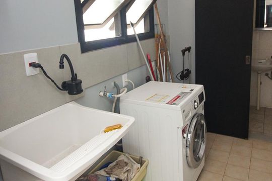 Área de Serviço de casa de condomínio para alugar com 3 quartos, 220m² em Tristeza, Porto Alegre