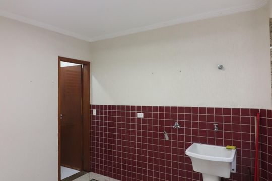 Área de Serviço de casa para alugar com 3 quartos, 227m² em Anchieta, São Bernardo do Campo