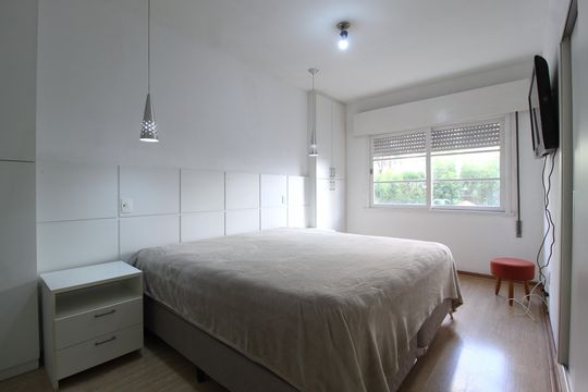 Suíte de apartamento para alugar com 2 quartos, 108m² em Vila Nova Conceição, São Paulo