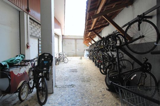 Área Comum - Bicicletário de apartamento para alugar com 2 quartos, 108m² em Vila Nova Conceição, São Paulo