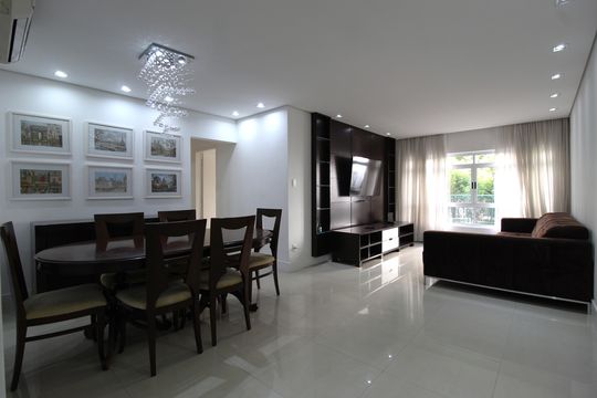 Apartamento para alugar com 2 quartos, 108m² em Vila Nova Conceição, São Paulo