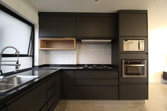 Cozinha e Área de Serviço de apartamento à venda com 3 quartos, 90m² em Vila Olímpia, São Paulo