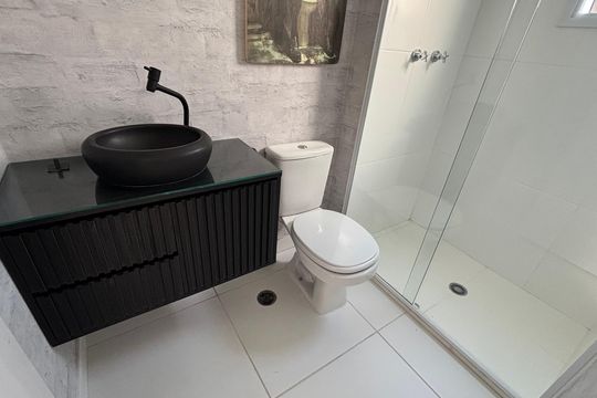Banheiro Social 2 de apartamento à venda com 4 quartos, 108m² em Santo Amaro, São Paulo